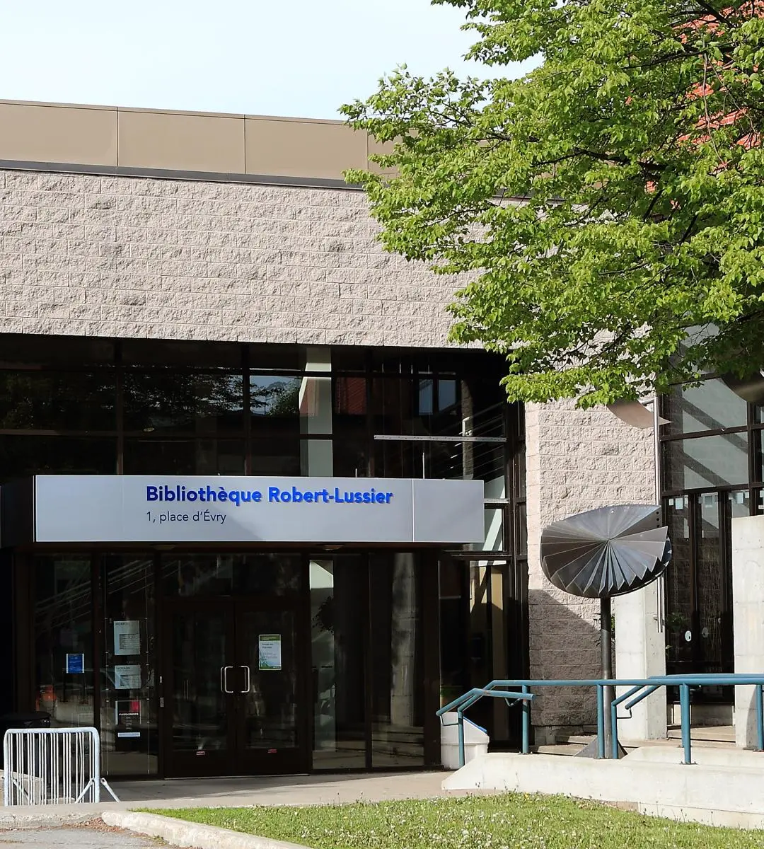 Bibliothèque Robert-Lussier